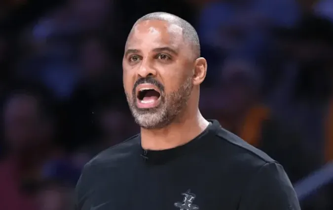 世界杯手机直播-狼记：我看火箭比赛的感受是他们绝对是NBA里球商最低的球队